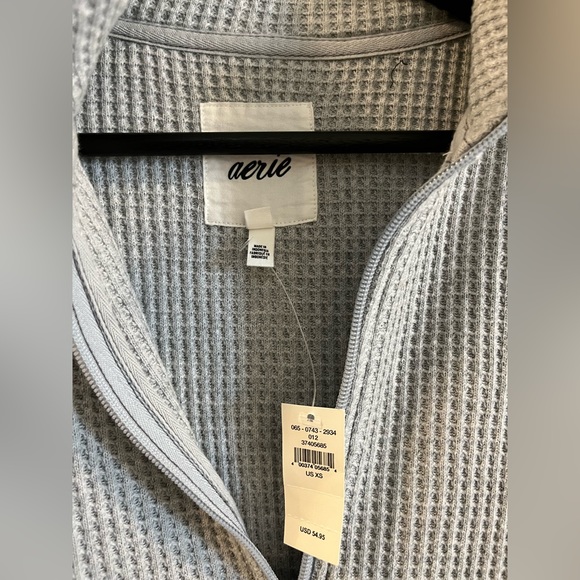 WOMENS AERIE WAFFLE 1/4 ZIP SWEATER - Picture 3 of 3
